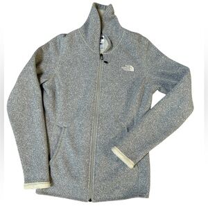The North Face Women’s Sweater Fleece (Style C794) – Grey, Size S